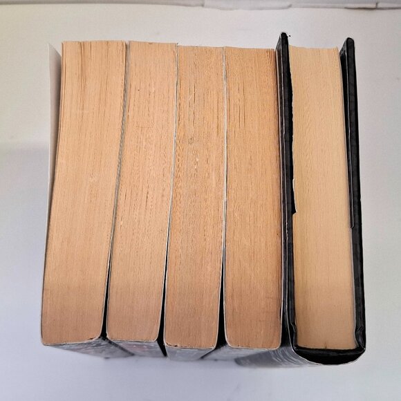 House of Night Series Books 1-4 & 6 P.C. Cast Lot of 5 books 4 PB 1 HC - Picture 2 of 3